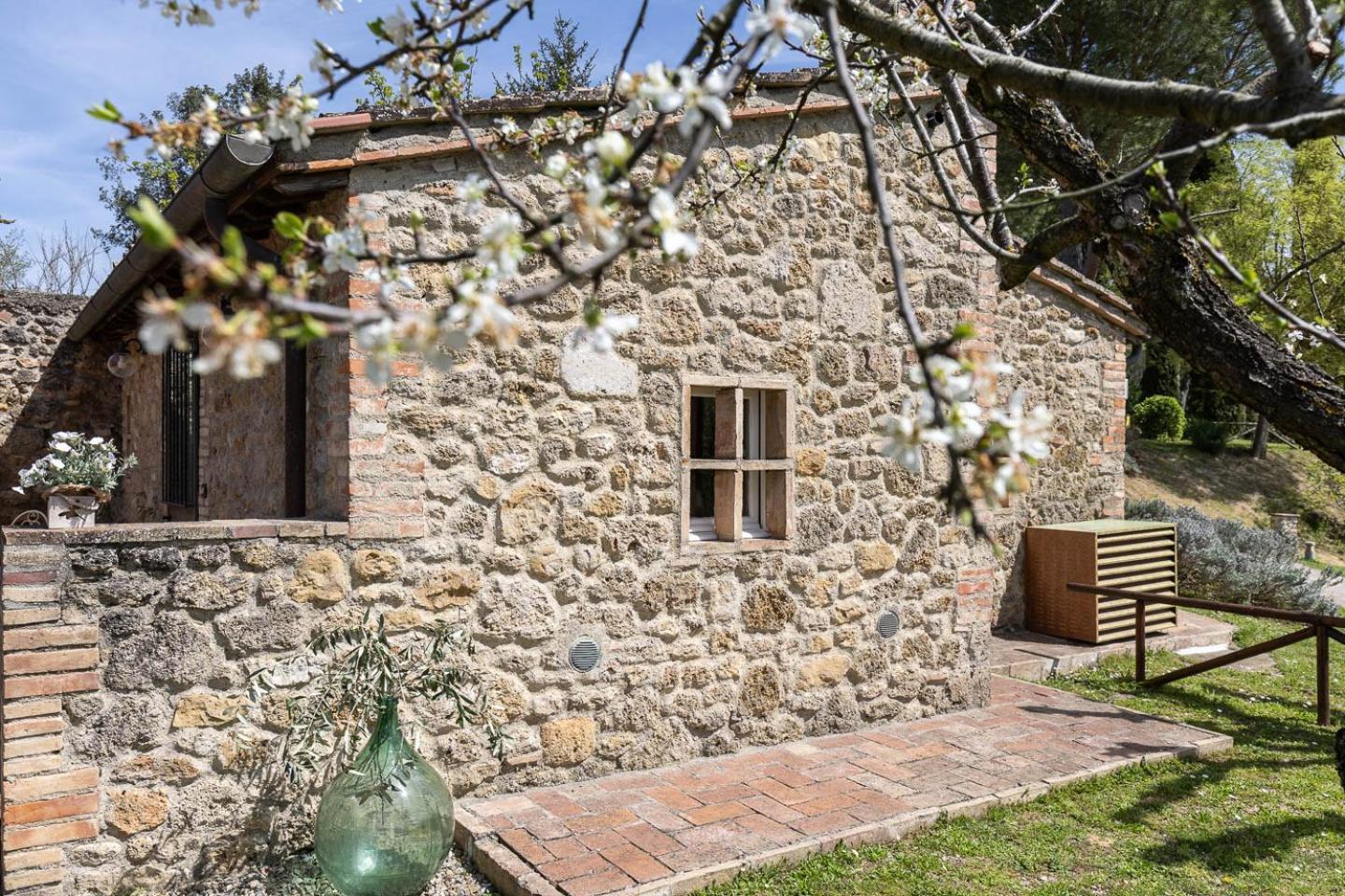 Relais Antico Borgo San Lorenzo Poggibonsi Exterior foto